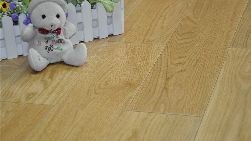 实木门烤漆与免漆：优缺点对比解析